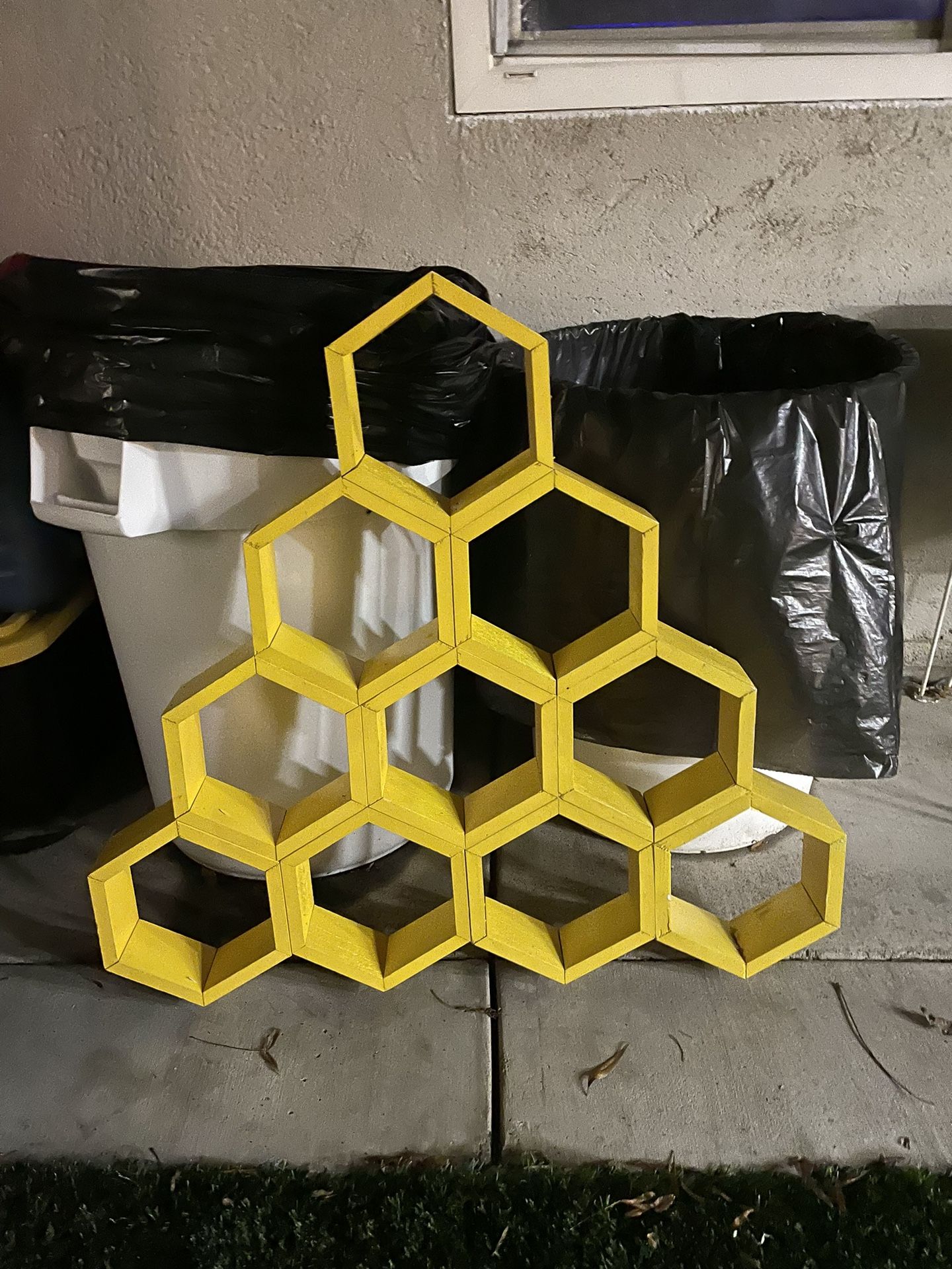 Bee Hive