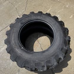 Tractor Tire - CrossFit - Gym - Training