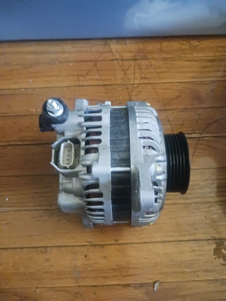 Alternador Mitsubichi Galant 2005