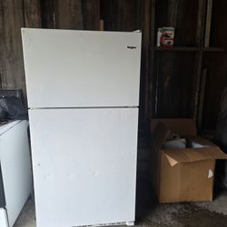 Whirlpool Standard  size Refrigerator
