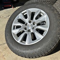 20” OEM CHEVY SILVERADO WHEELS TAHOE GOODYEAR 275/60/20 98% GMC YUKON SIERRA