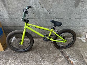 Mongoose 18” Kids BMX Bike