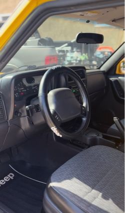 2001 Jeep Cherokee