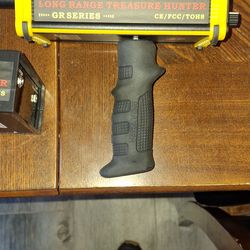 Hawkeye long range treasure hunter