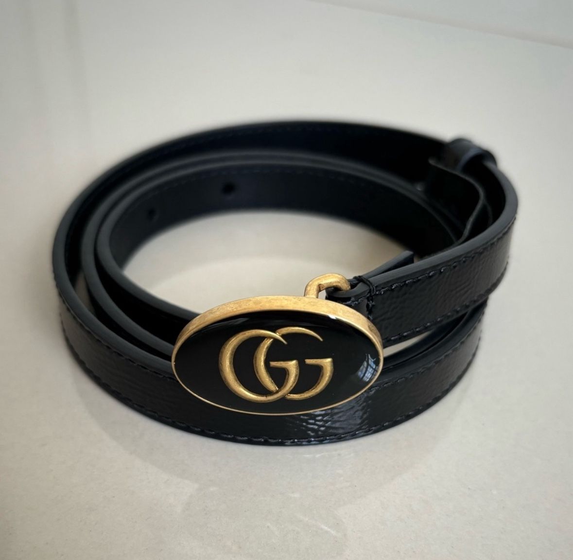 100% Authentic GUCCI GG Marmont Oval Laquer Buckle Waist Belt Leather Black 80 524117 0P5AT 32
