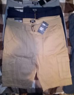 CARGO SHORTS SIZES 32 AND 30 ONLY