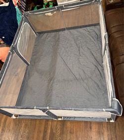 Baby playpen
