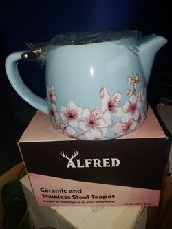 Alfred tea pot