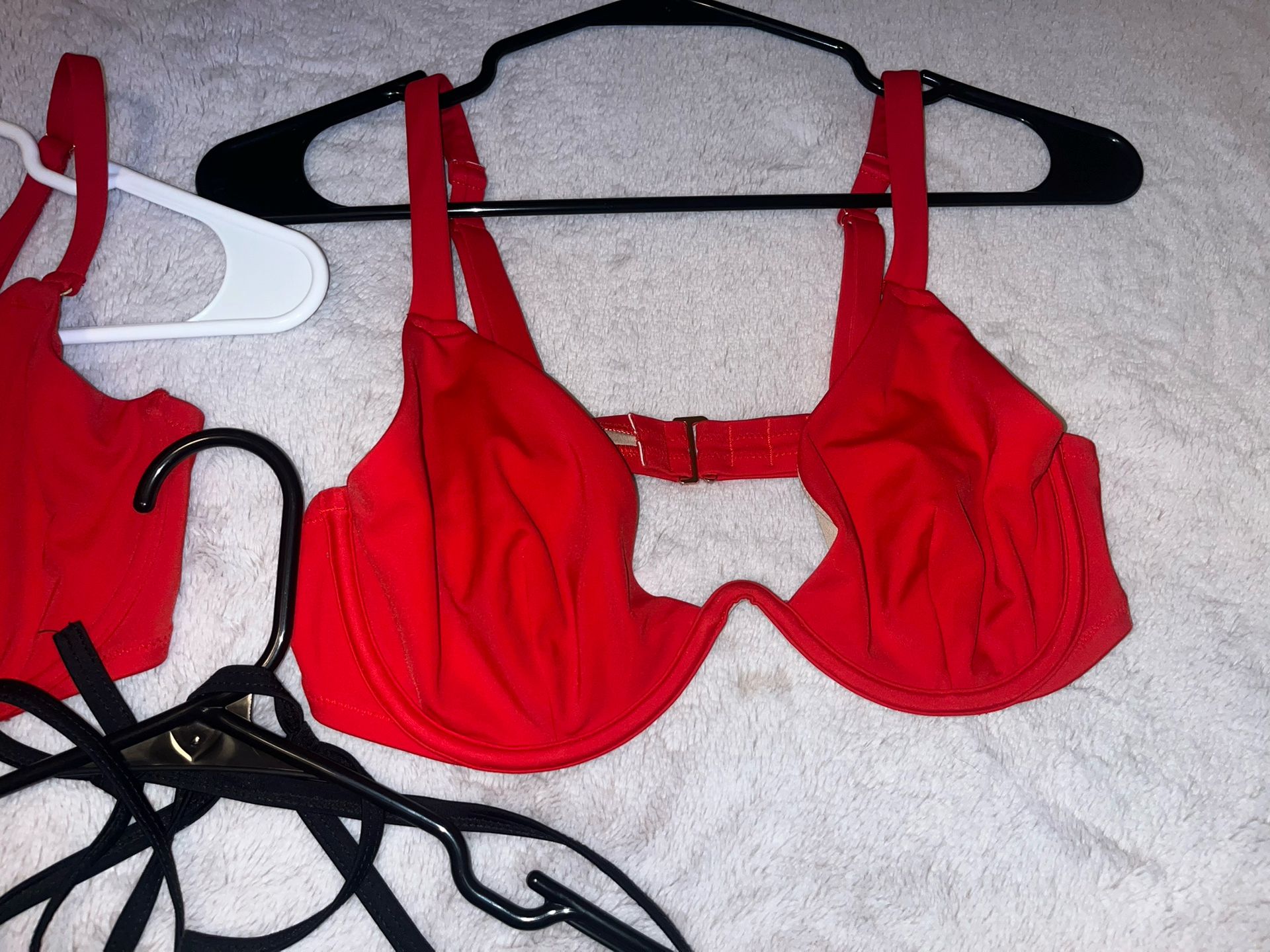 Target Wire bikini & Black Push Up 
