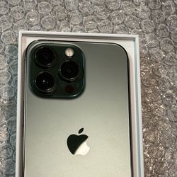 iPhone 13 PRO 256GB Alpine Green UNLOCKED 