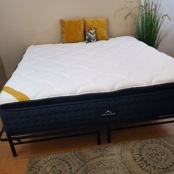 Dreamcloud Premier Rest Queen Mattress 