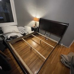 Queen Sized Brown Sleigh Bed - Great Shape!