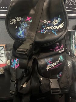 Arcane jinx back pack glows in the dark