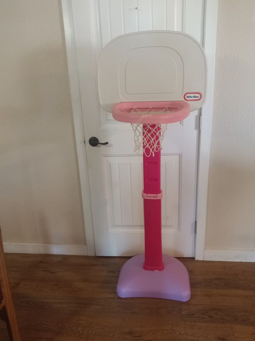 Little Tikes Girls Basket Hoop Adjustable Size