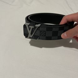 Black Louis Vuitton 