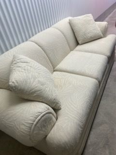 Pullout couch