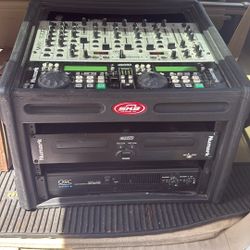 dj equipment 