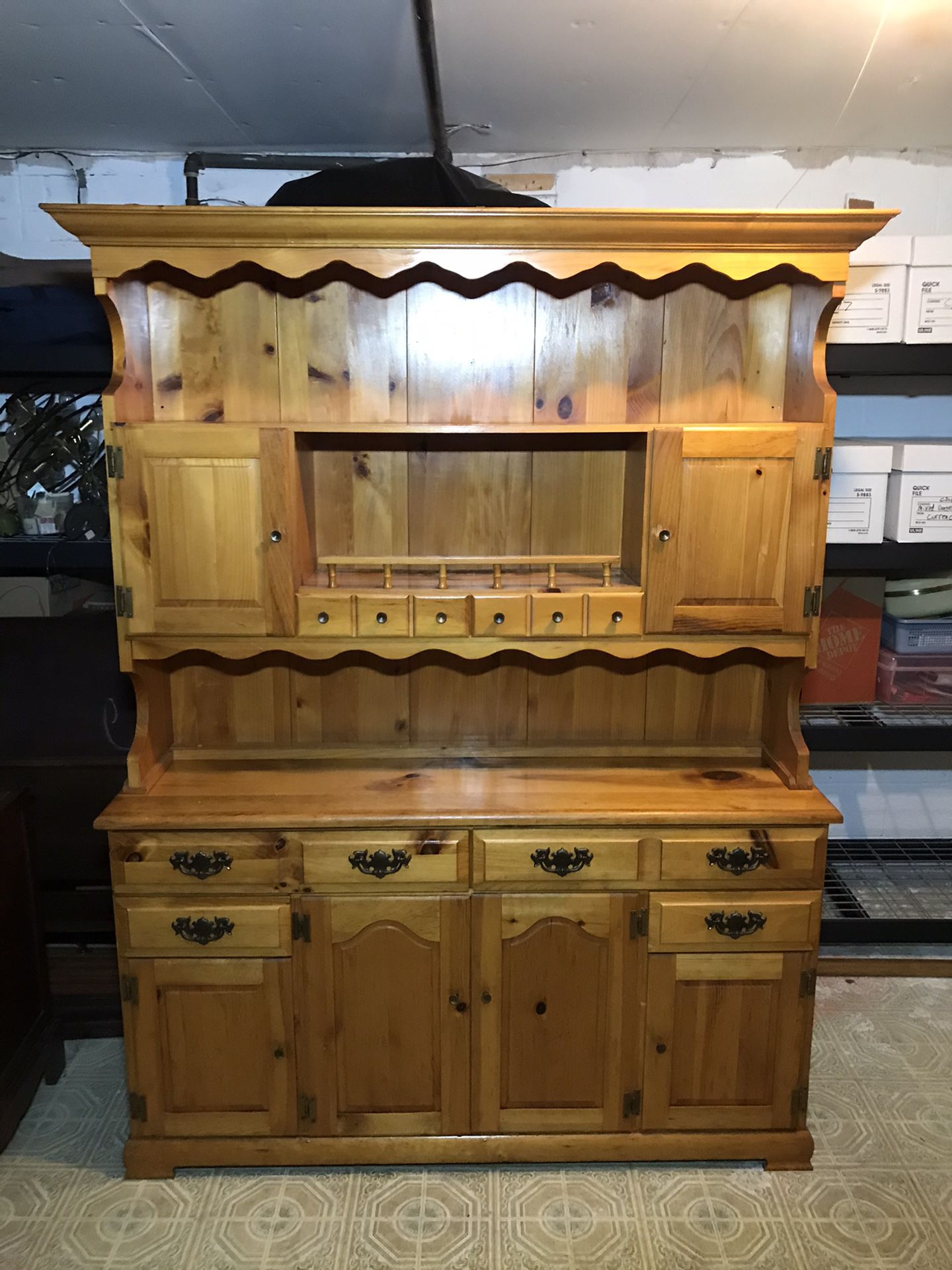 Dining Room Cabinet Hutch