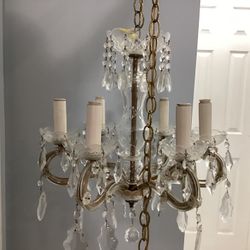 6 Pendants Crystals Chandelier Asking $350. Obo 
