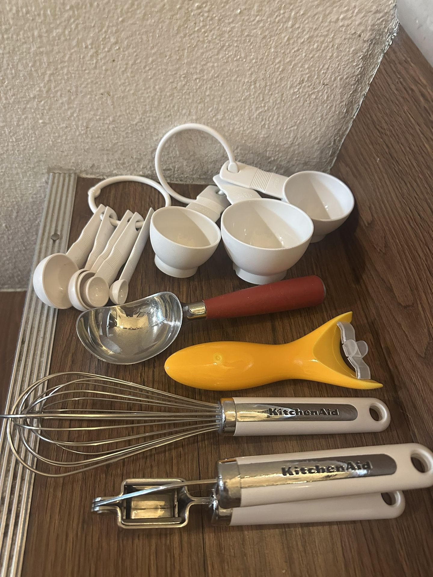 Kitchen Accessories (6 Pieces)