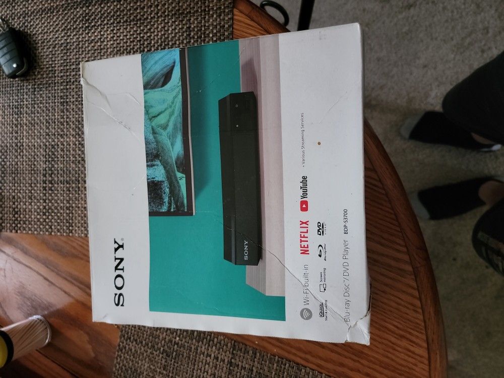 Sony Blu ray Disc/DVD Player Various Streaming Services