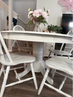 Vintage white table