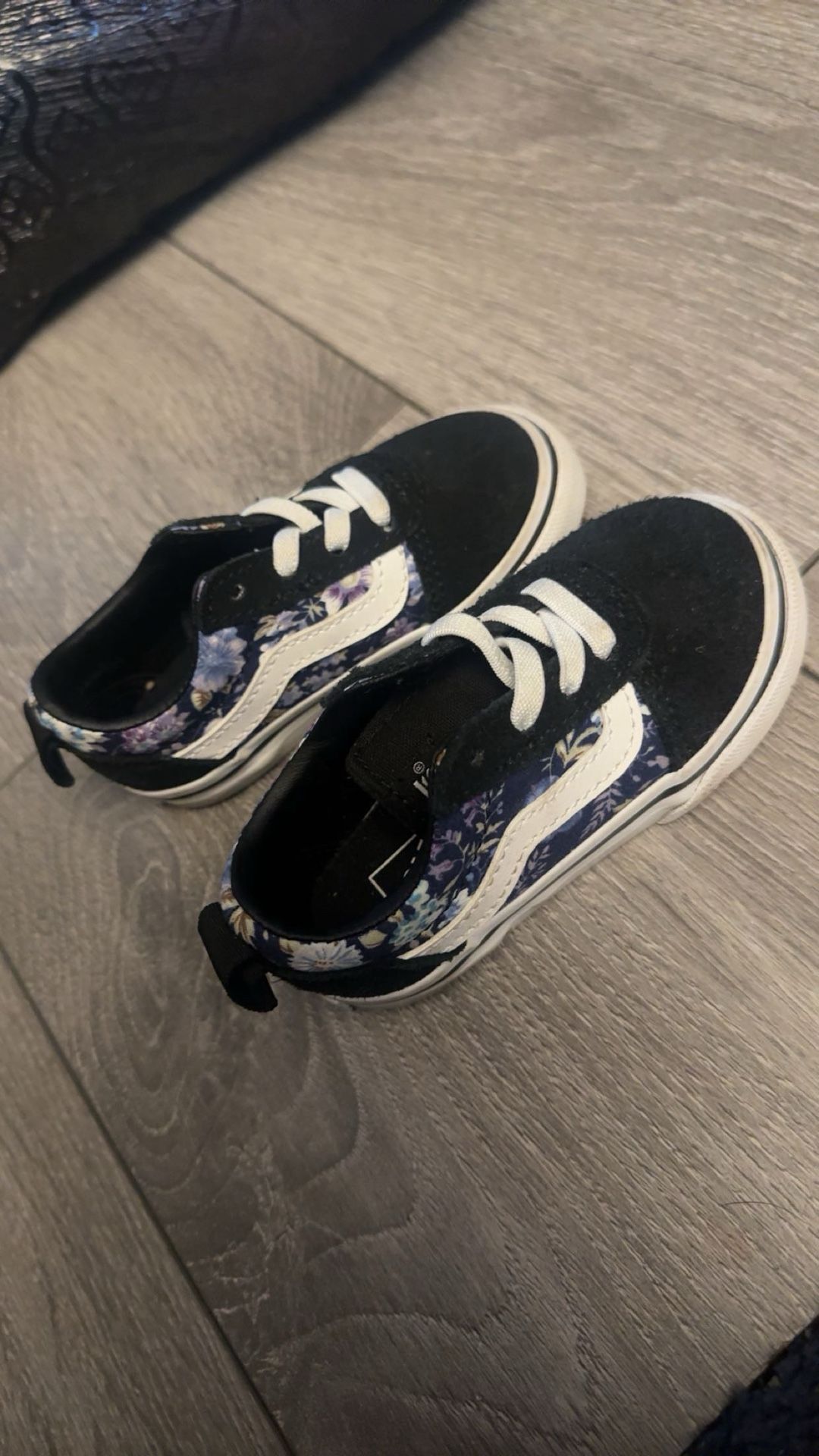 Vans Kids Size 6