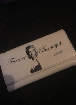 Marilyn Monroe wallet
