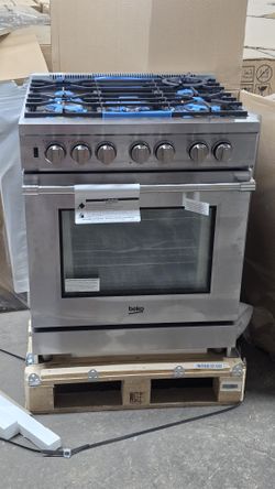 New Beko 30" Slide In Gas Range 