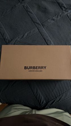 Burberry slides