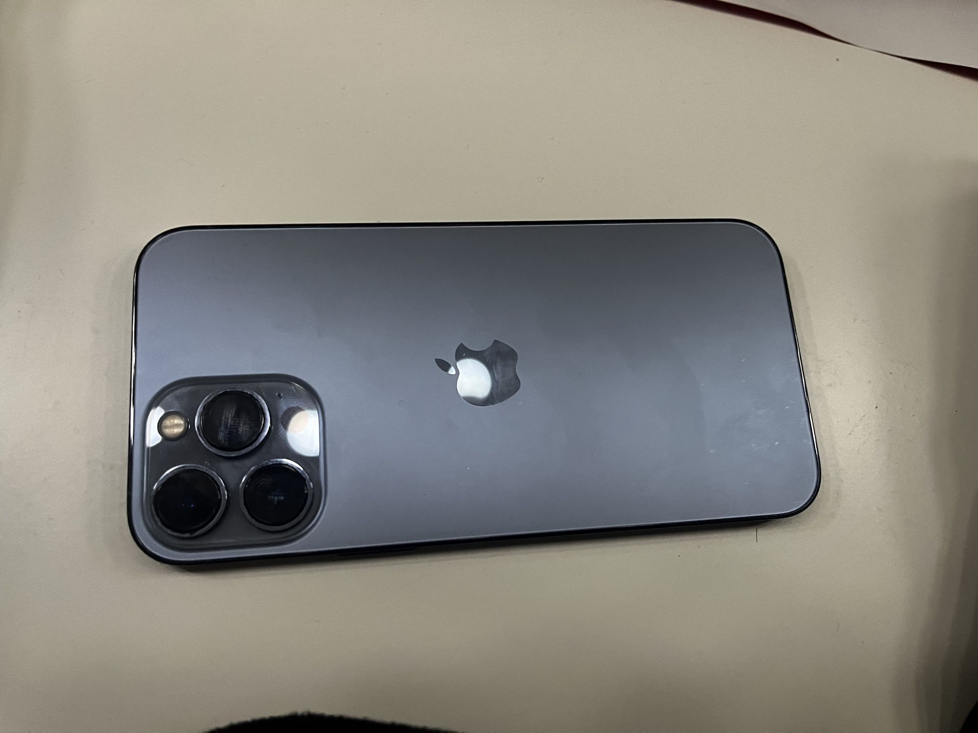 iPhone 13 Pro Max Unlocked