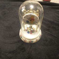 Vintage Winnie The Pooh Clock In A Glass Dome 