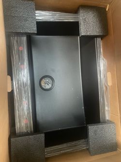 Open Box Kaiden 33" Matte Black Single Bowl Kitchen Sink