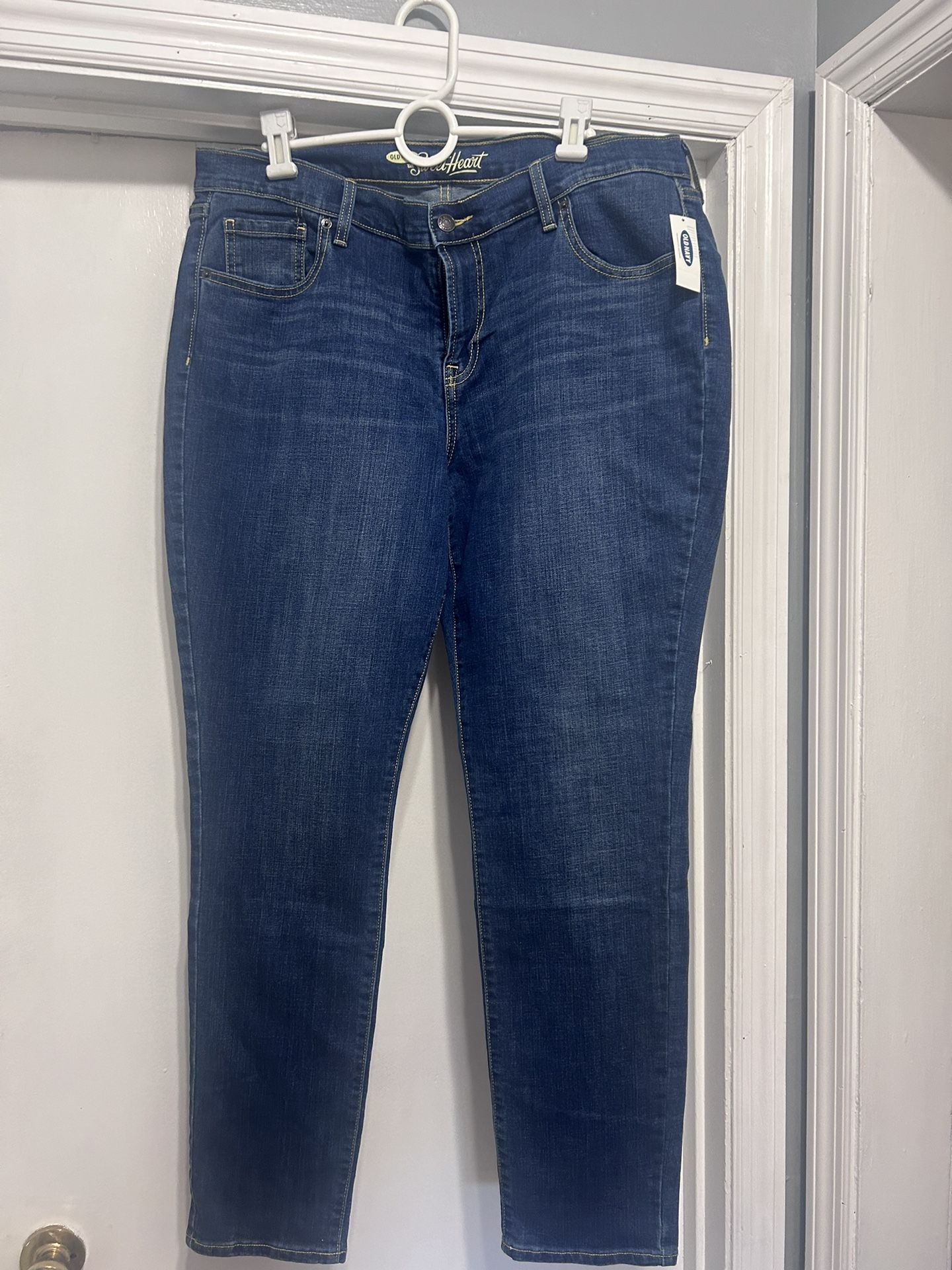 Size 16 Old Navy. Sweetheart Jeans. Straight Leg