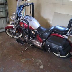 2004 Yamaha 1100 Classic 