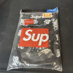 New Supreme Hanes Bandana Boxer Brief