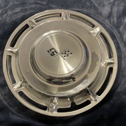 Vintage Chevy 14” Checker Flag Rally Hubcap 