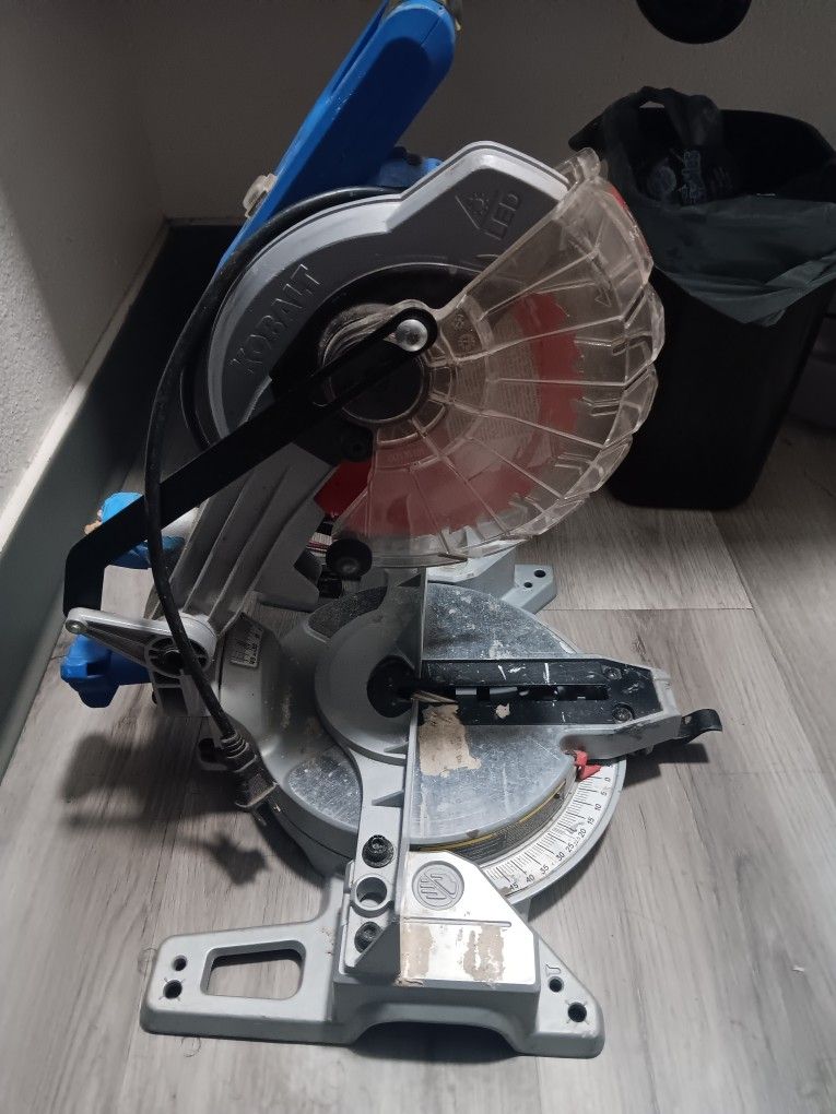 Sliding Saw With Cord