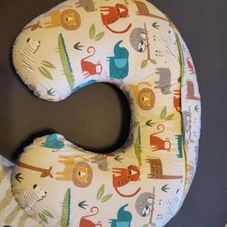 Boppy Pillow With Safari Cover 