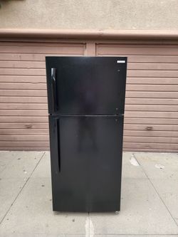 INSIGNIA REFRIGERATOR