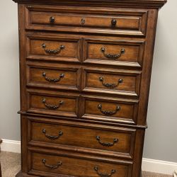 Chest/Dresser