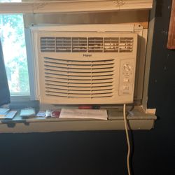 Window AC unit