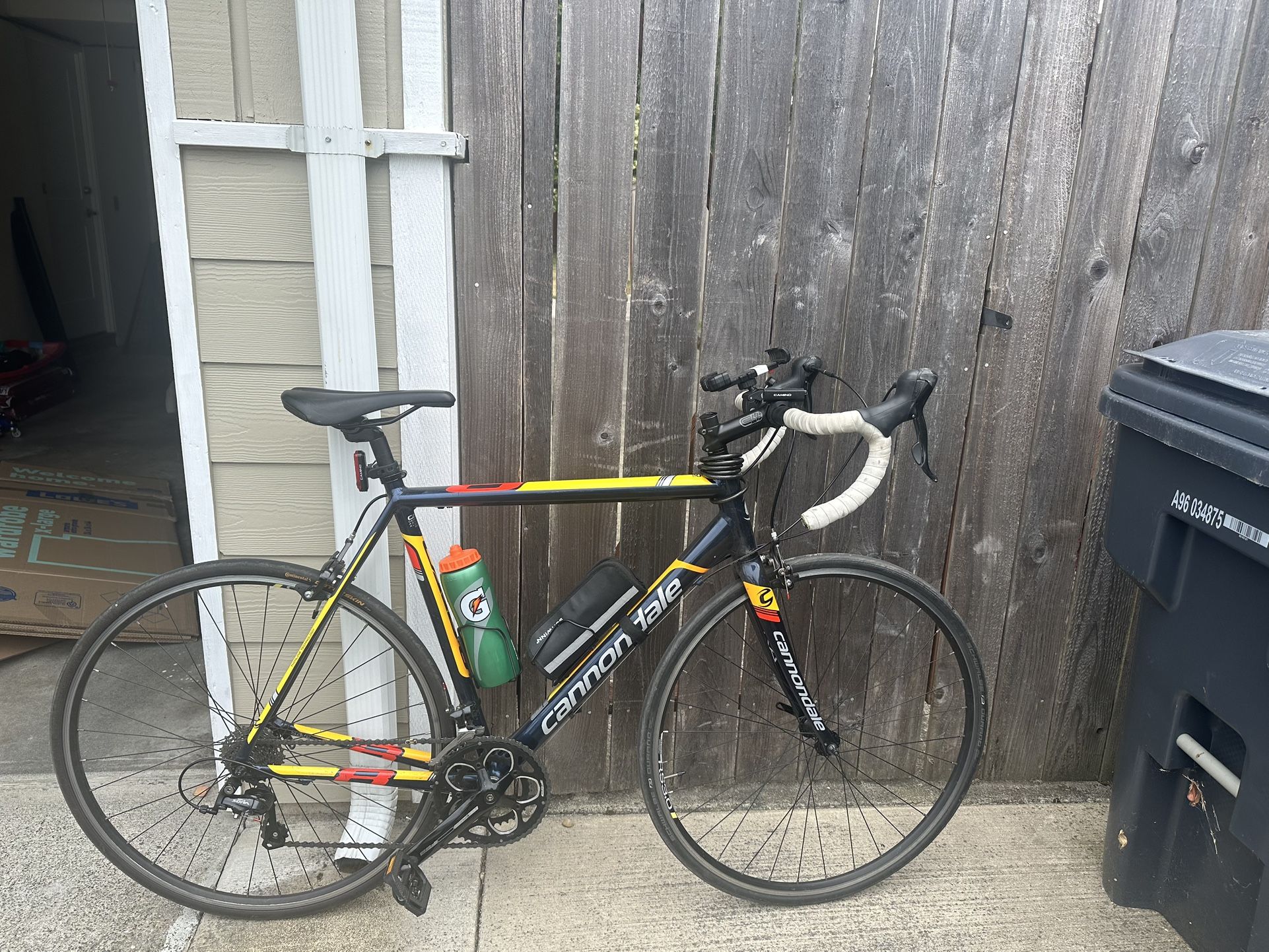 Cannondale Road Bike