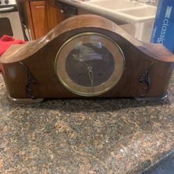 Beautiful Antique German Wind Up Mantle Clock 