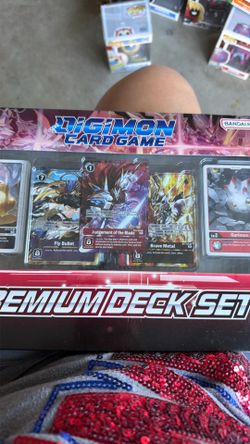 Figures and comic books
