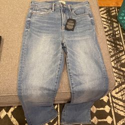 Sierra Retreat Flare Leg Jeans- Brand New!!