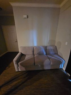 Couch grey