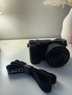 Sony Alpha a6100 APS-C Mirrorless Camera 4K with 16-50mm Lens – Black