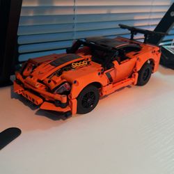 Lego Technic Corvette ZR1