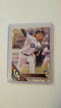 2016 Topps Gold Kenta Maeda RC.